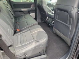 Ford F-150 Platinum 4WD SuperCrew 5.5' Box 2026