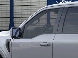 Ford F-150 Platinum 4WD SuperCrew 5.5' Box 2026
