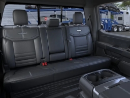 Ford F-150 Platinum 4WD SuperCrew 5.5' Box 2026