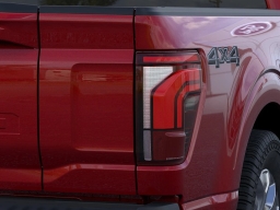 Ford F-150 Platinum 4WD SuperCrew 5.5' Box 2026