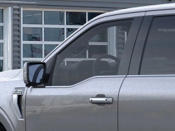 Ford F-150 Platinum 4WD SuperCrew 5.5' Box 2025