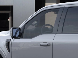 Ford F-150 Platinum 4WD SuperCrew 5.5' Box 2026
