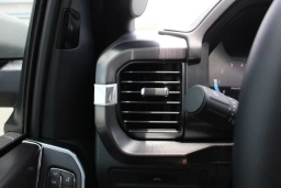 Ford F-150 Platinum 4WD SuperCrew 5.5' Box 2026