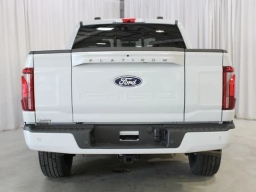 Ford F-150 Platinum 4WD SuperCrew 5.5' Box 2026