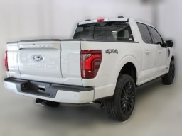 Ford F-150 Platinum 4WD SuperCrew 5.5' Box 2026