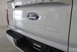 Ford F-150 Platinum 4WD SuperCrew 5.5' Box 2026