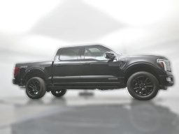 Ford F-150 Platinum 4WD SuperCrew 5.5' Box 2025
