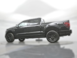 Ford F-150 Platinum 4WD SuperCrew 5.5' Box 2025