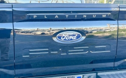 Ford F-150 Platinum 4WD SuperCrew 5.5' Box 2026