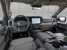 Ford F-150 Platinum 4WD SuperCrew 5.5' Box 2026