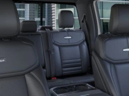 Ford F-150 Platinum 4WD SuperCrew 5.5' Box 2026