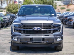 Ford F-150 Platinum 4WD SuperCrew 5.5' Box 2026