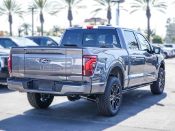 Ford F-150 Platinum 4WD SuperCrew 5.5' Box 2026