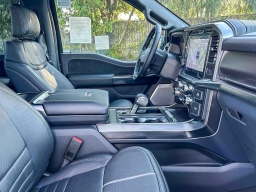 Ford F-150 Platinum 4WD SuperCrew 5.5' Box 2026