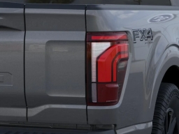 Ford F-150 Platinum 4WD SuperCrew 5.5' Box 2026
