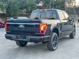 Ford F-150 Platinum 4WD SuperCrew 5.5' Box 2026