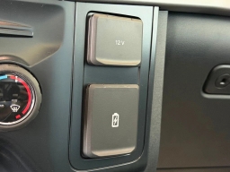 Ford F-150 XL 2WD Reg Cab 6.5' Box 2026