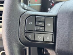 Ford F-150 XL 2WD Reg Cab 6.5' Box 2026