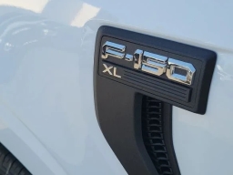 Ford F-150 XL 2WD Reg Cab 8' Box 2026