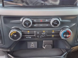 Ford F-150 XL 4WD Reg Cab 6.5' Box 2025