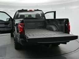 Ford F-150 XL 4WD Reg Cab 6.5' Box 2025