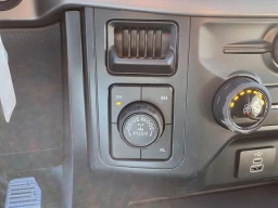 Ford F-150 XL 4WD Reg Cab 6.5' Box 2025