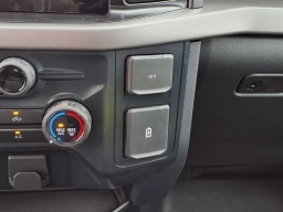 Ford F-150 XL 4WD Reg Cab 6.5' Box 2026