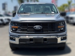 Ford F-150 XL 2WD Reg Cab 8' Box 2026