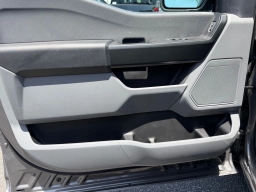 Ford F-150 XL 2WD Reg Cab 8' Box 2026