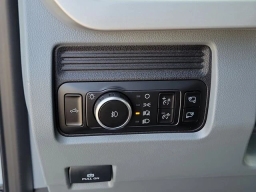 Ford Super Duty F-250 SRW XLT 4WD Reg Cab 8' Box 2026