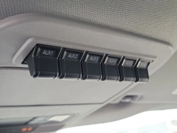 Ford Super Duty F-250 SRW XLT 4WD Reg Cab 8' Box 2026
