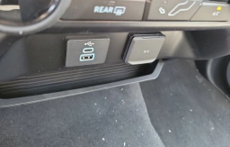 Ford Super Duty F-250 SRW XLT 4WD Reg Cab 8' Box 2026