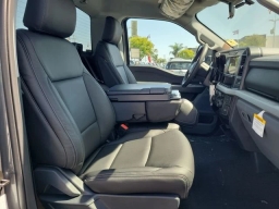 Ford Super Duty F-250 SRW XLT 4WD Reg Cab 8' Box 2026
