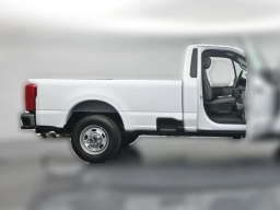 Ford Super Duty F-350 SRW XL 2WD Reg Cab 8' Box 2026