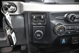 Ford Super Duty F-350 SRW XL 2WD Reg Cab 8' Box 2026