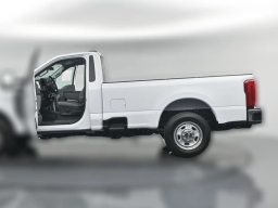 Ford Super Duty F-350 SRW XL 2WD Reg Cab 8' Box 2026