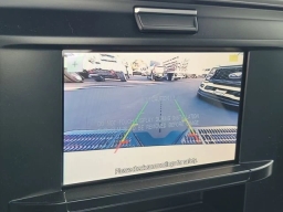 Ford Super Duty F-350 SRW XL 2WD Reg Cab 8' Box 2025