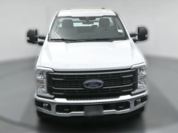 Ford Super Duty F-350 SRW XL 2WD Reg Cab 8' Box 2026
