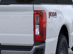 Ford Super Duty F-350 SRW XL 4WD Reg Cab 8' Box 2026