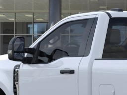 Ford Super Duty F-350 SRW XLT 4WD Reg Cab 8' Box 2026