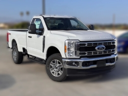Ford Super Duty F-350 SRW XLT 4WD Reg Cab 8' Box 2025