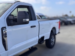 Ford Super Duty F-350 SRW XLT 4WD Reg Cab 8' Box 2025