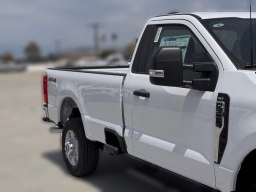 Ford Super Duty F-350 SRW XLT 4WD Reg Cab 8' Box 2025