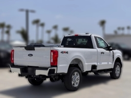 Ford Super Duty F-350 SRW XLT 4WD Reg Cab 8' Box 2025