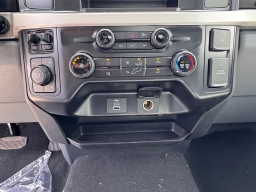 Ford Super Duty F-350 SRW XLT 4WD Reg Cab 8' Box 2025