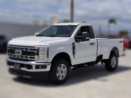 Ford Super Duty F-350 SRW XLT 4WD Reg Cab 8' Box 2025