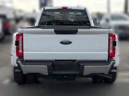 Ford Super Duty F-350 DRW XLT 2WD Reg Cab 8' Box 2026