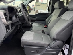 Ford Super Duty F-350 DRW XLT 2WD Reg Cab 8' Box 2026