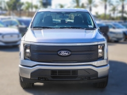 Ford F-150 Lightning XLT 4WD SuperCrew 5.5' Box 2025