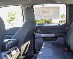 Ford F-150 Lightning XLT 4WD SuperCrew 5.5' Box 2025